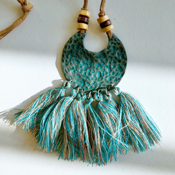NWT! Boho Tassel Necklace - Picture 2 of 4
